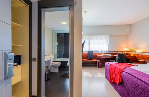 Torrejon de Ardoz Hostel | Hostal Porcel Torrejón