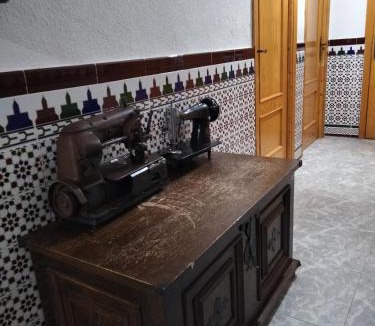 Alcaudete de la Jara House | Hostal Restaurante El Labrador
