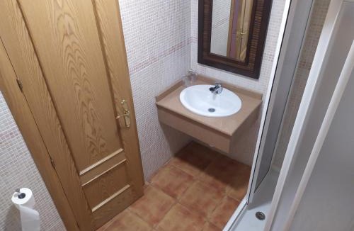 Villarrubio House | Hostal Restaurante Bustos
