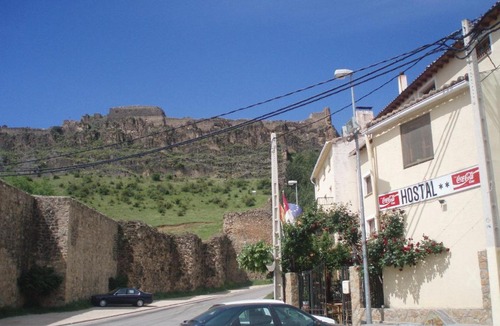 Canete House | Hostal Restaurante La Muralla