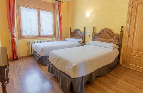 Fiscal House | HOSTAL RIO ARA BELLOSTA by Vivere Stays