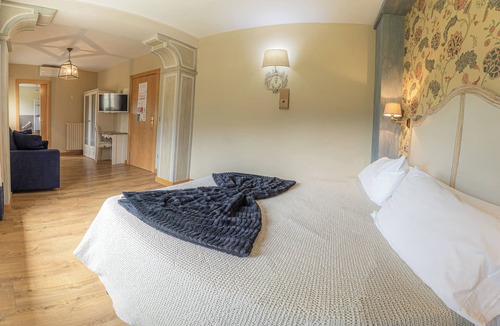 Fiscal Hostel | Hostal Rio Ara Bellosta