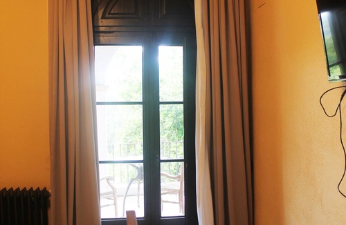Sant Marti de Centelles Hostel | Hostal Rural Mas Blanc