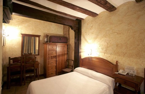 Puente La Reina Hostel | Hostal Rural Bidean