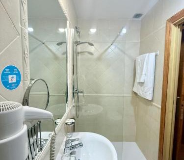 San Martin de la Vega House | Hostal San Martin