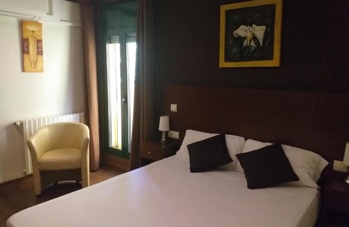 Amer House | Hostal Sant Marçal