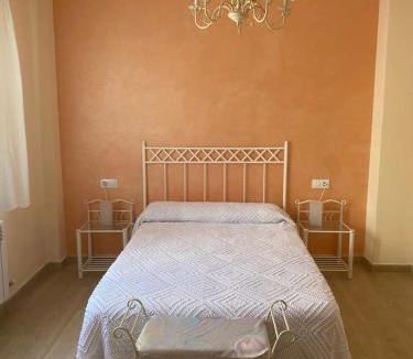 Villafeliche House | Hostal Sara
