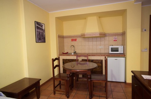 Teruel Hostel | Hostal Serruchi