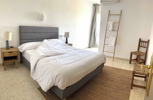 Palafolls Hostel | Hostal Solfina