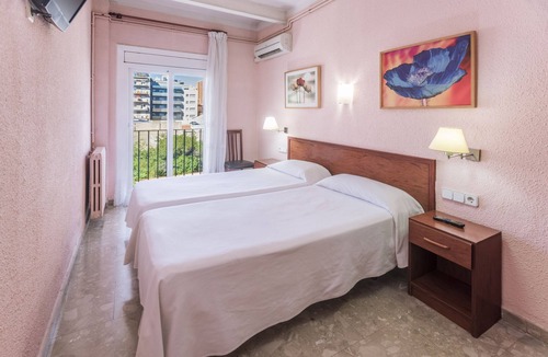 Badalona Hostel | Hostal Solimar