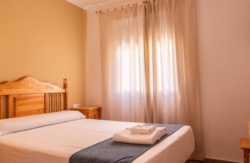 Valdepenas Hotel | Hostal Valdepeñas by Bossh Hotels