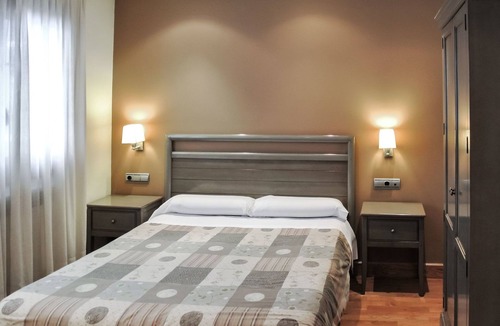 Aurizberri Hostel | Hostal y Albergue Haizea - Hostel