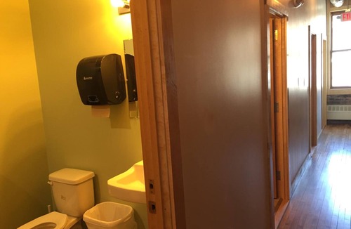 Downtown - Waterfront Hostel | Hostel du Nord