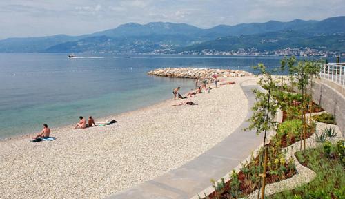 Rijeka Hostel | Hostel Kvarner-Rooms with private bathrooms& Dorms