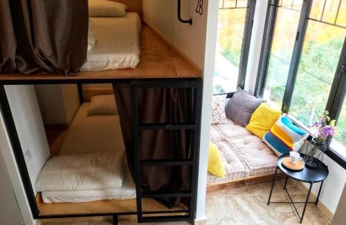Campoamor Hostel | Hostel Numero Trece - Albergue Juvenil - FREE towels, coffee & tea, remote check-in