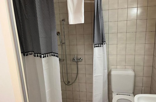 Zuchwil Hostel | HoStel Self Check-In Solothurn