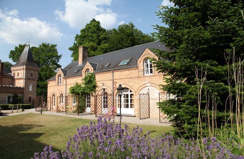 La Ferte-Saint-Aubin Hotel | Hostellerie du Château les Muids