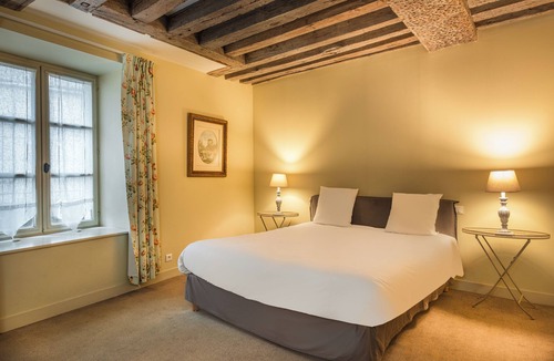 Beaugency Hotel | Hostellerie de l'Écu de Bretagne