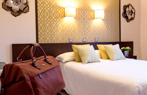 Le Thoronet Hotel | Hostellerie de l'Abbaye