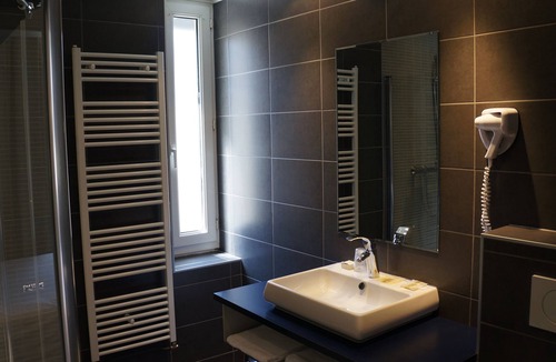 Senlis Hotel | Hostellerie de la Porte Bellon