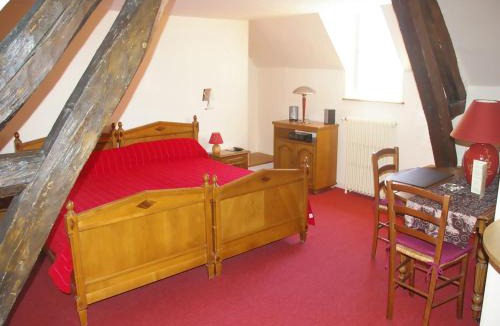 Clamecy Hotel | Hostellerie De La Poste