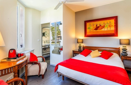 Lagrasse House | Hostellerie des Corbières