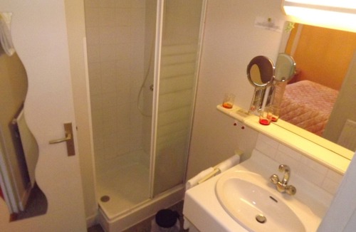 Curvalle Hotel | Hostellerie des Lauriers