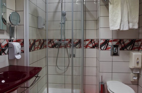 Montmarault Hotel | Hostellerie du Centrotel et Spa