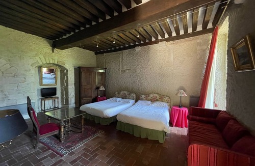 Chagny Hotel | Hostellerie du Château de Bellecroix