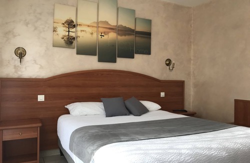 Nangis Hotel | Hostellerie du Châtel Les Billettes