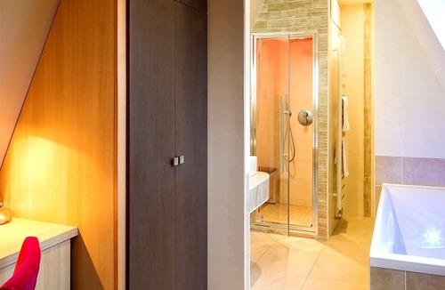 Baume-les-Dames Hotel | Hostellerie du Château d'As