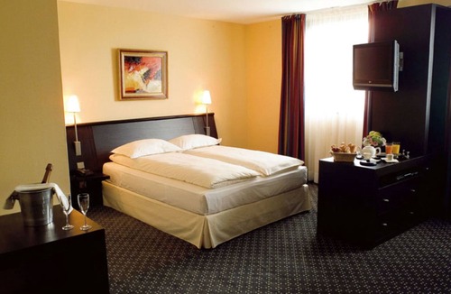 Pontpierre Hotel | Hostellerie Du Chambellan