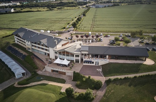Pontpierre Hotel | Hostellerie Du Chambellan