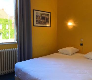 Chateauneuf Hotel | Hostellerie Du Chateau