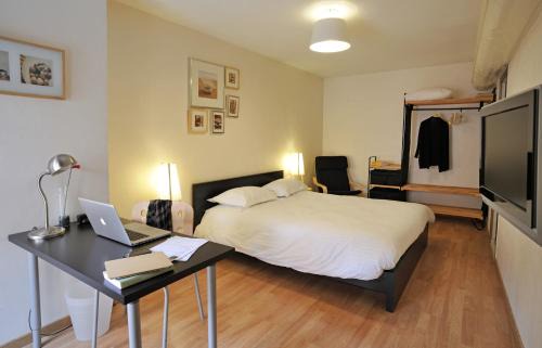 Saint-Galmier Hotel | Hostellerie du Forez