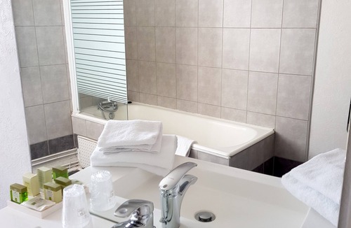 Sully-sur-Loire Hotel | Hostellerie du Grand Sully