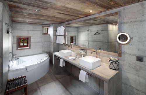 Lens Hotel | Hostellerie du Pas de L'Ours Relais et Chateaux