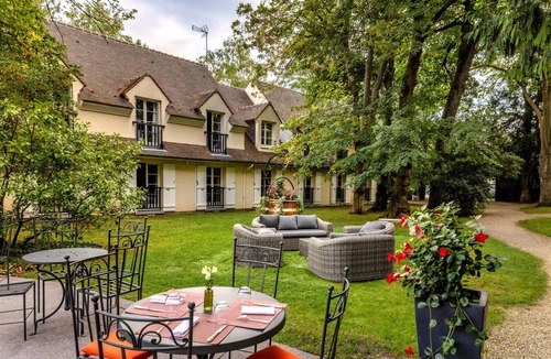 Royallieu Village Hotel | Hostellerie Du Royal Lieu