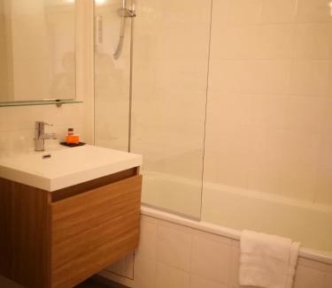 Mercurey Hotel | Hostellerie du Val d'Or