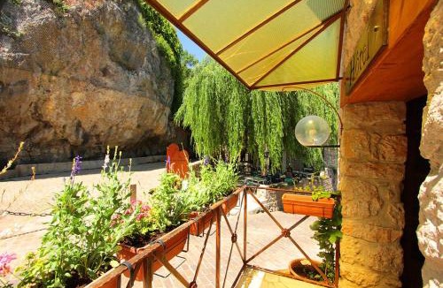 Duilhac-sous-Peyrepertuse Hotel | Hostellerie du Vieux Moulin