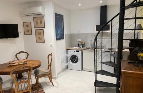 Uzes Hotel | Hostellerie et la parenthese uzes