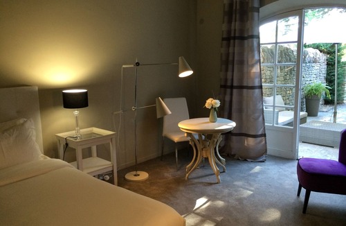 Menerbes Hotel | Hostellerie le Roy Soleil