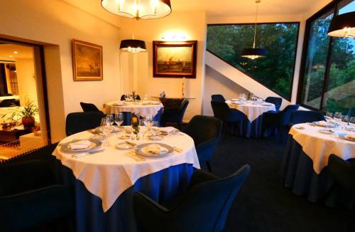 Negrepelisse Hotel | Hostellerie Restaurant Les Gorges de l'Aveyron