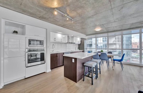 CityPlace Hotel | HostlyStays Luxury Suites