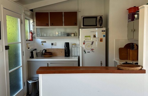 Hahei House | Hosts on the Coast Black Bach