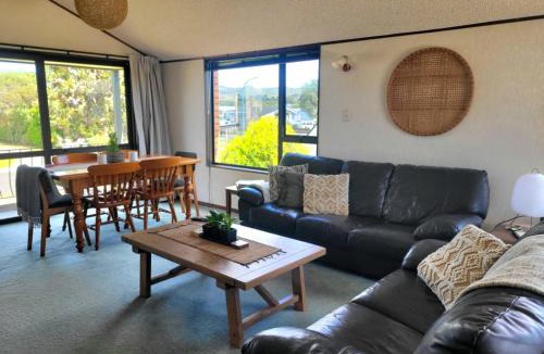 Whitianga House | Hosts on the Coast - Home by the Sea