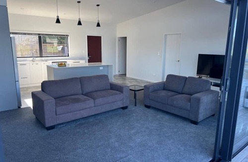 Matarangi House | Hosts on the Coast Lake View