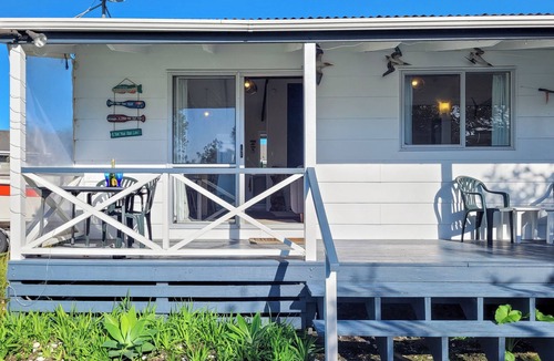 Whitianga House | Hosts on the Coast Marlin Cottage