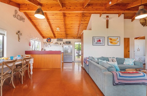 Hahei House | Hosts on the Coast Paws & Relax