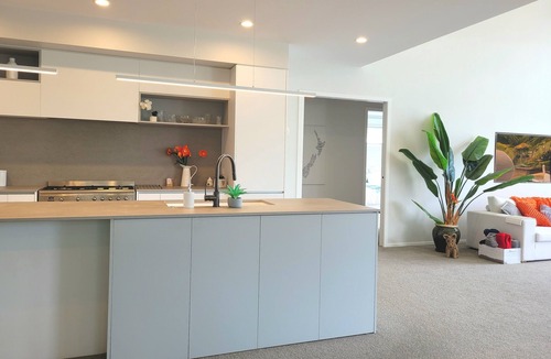 Whitianga House | Hosts on the Coast Skippers Landing